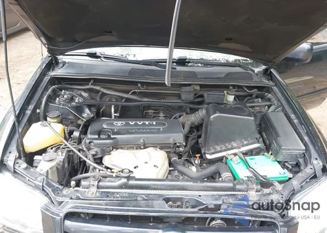 2004 Toyota Highlander from USA, damaged, VIN JTEGD21AX40085226